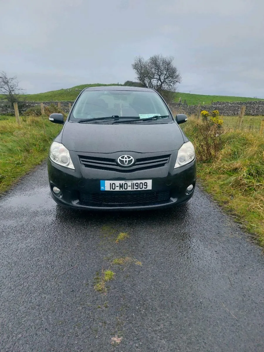 Toyota auris - Image 1