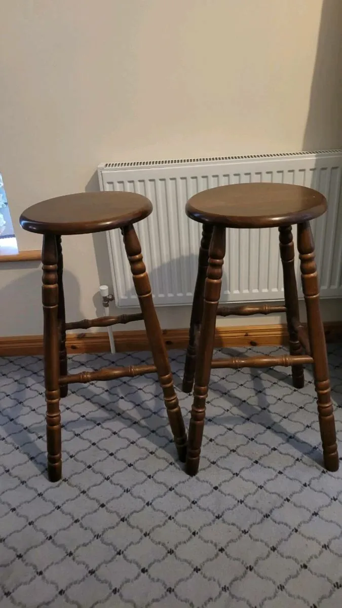 High stool - Image 1