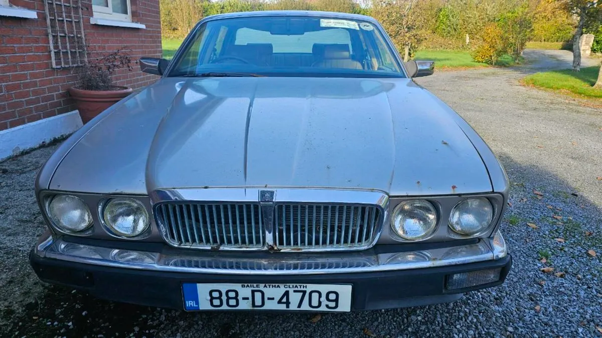 1988 Jaguar XJ6 - Image 3
