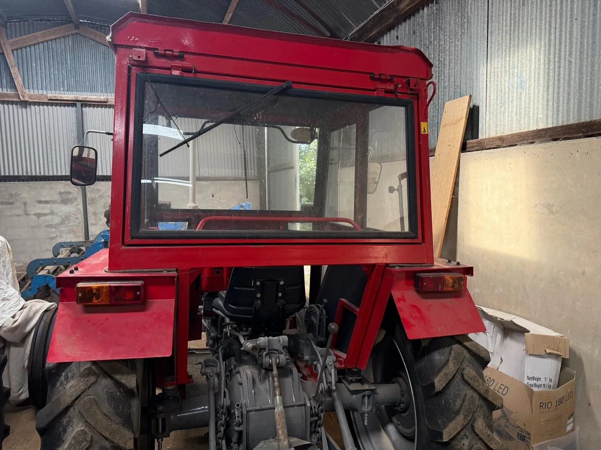 Valdi tractor cab to suit 135 etc - Image 2