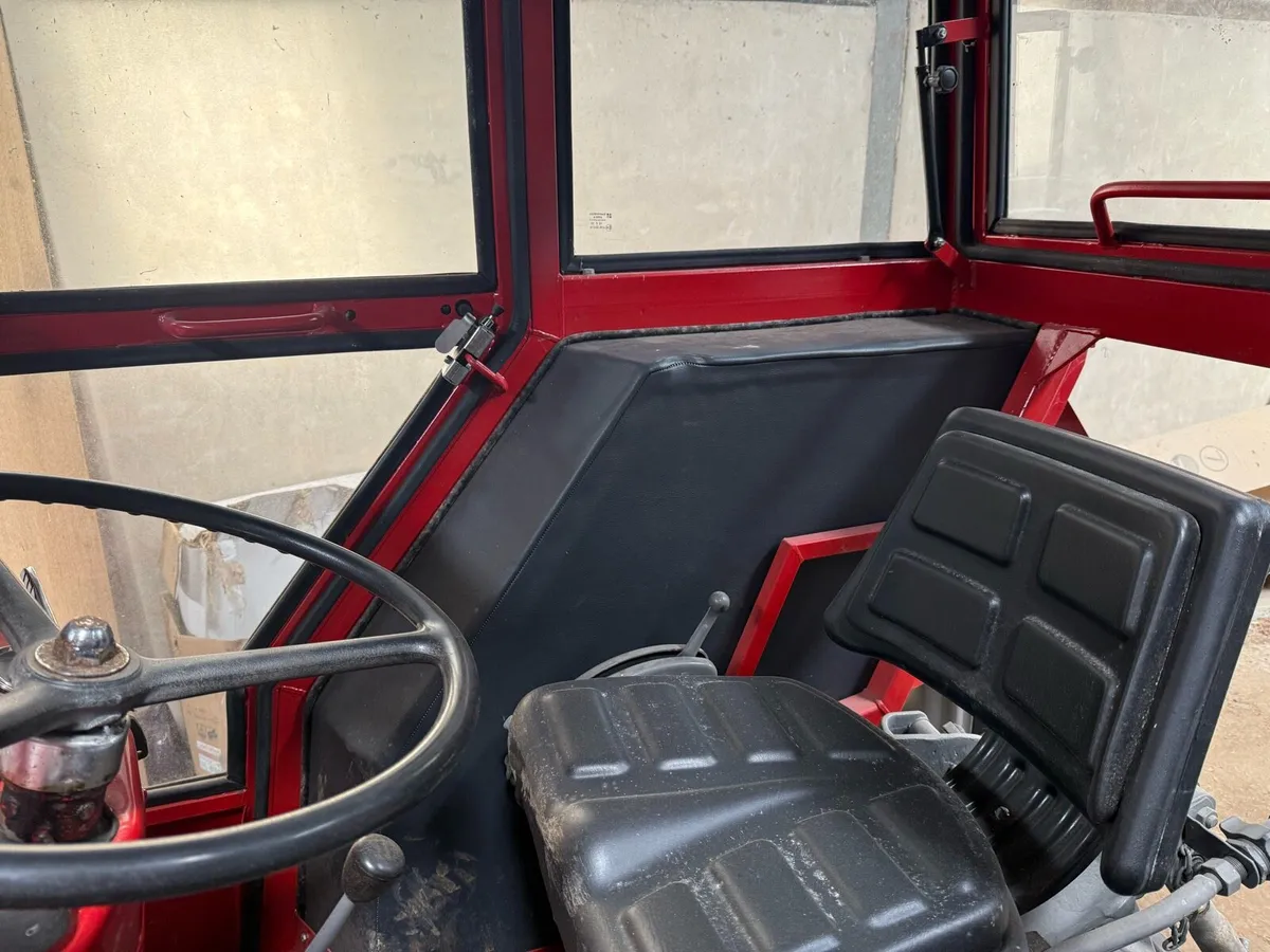 Valdi tractor cab to suit 135 etc - Image 4