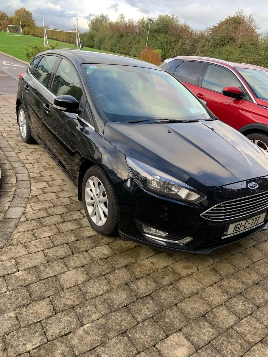 161 Black Ford Focus Titanium 1.5 Diesel - Image 3