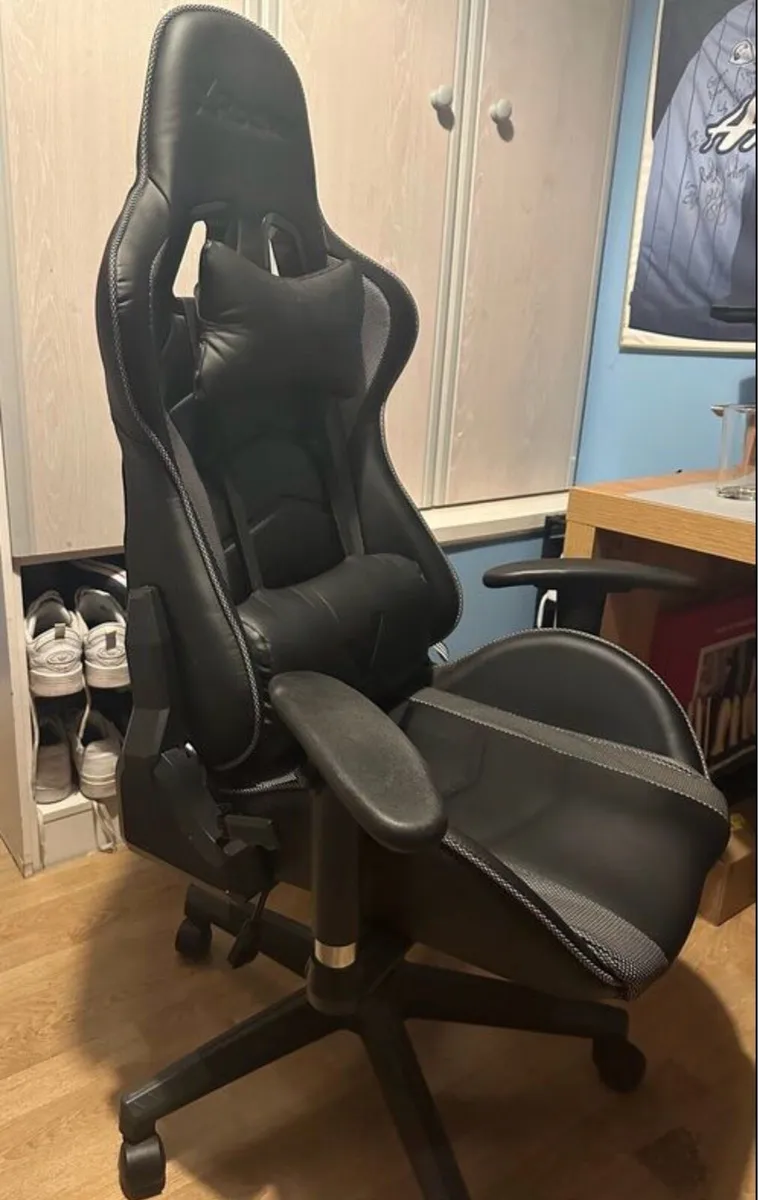 X Rocker Office / Gaming Chair - Image 3