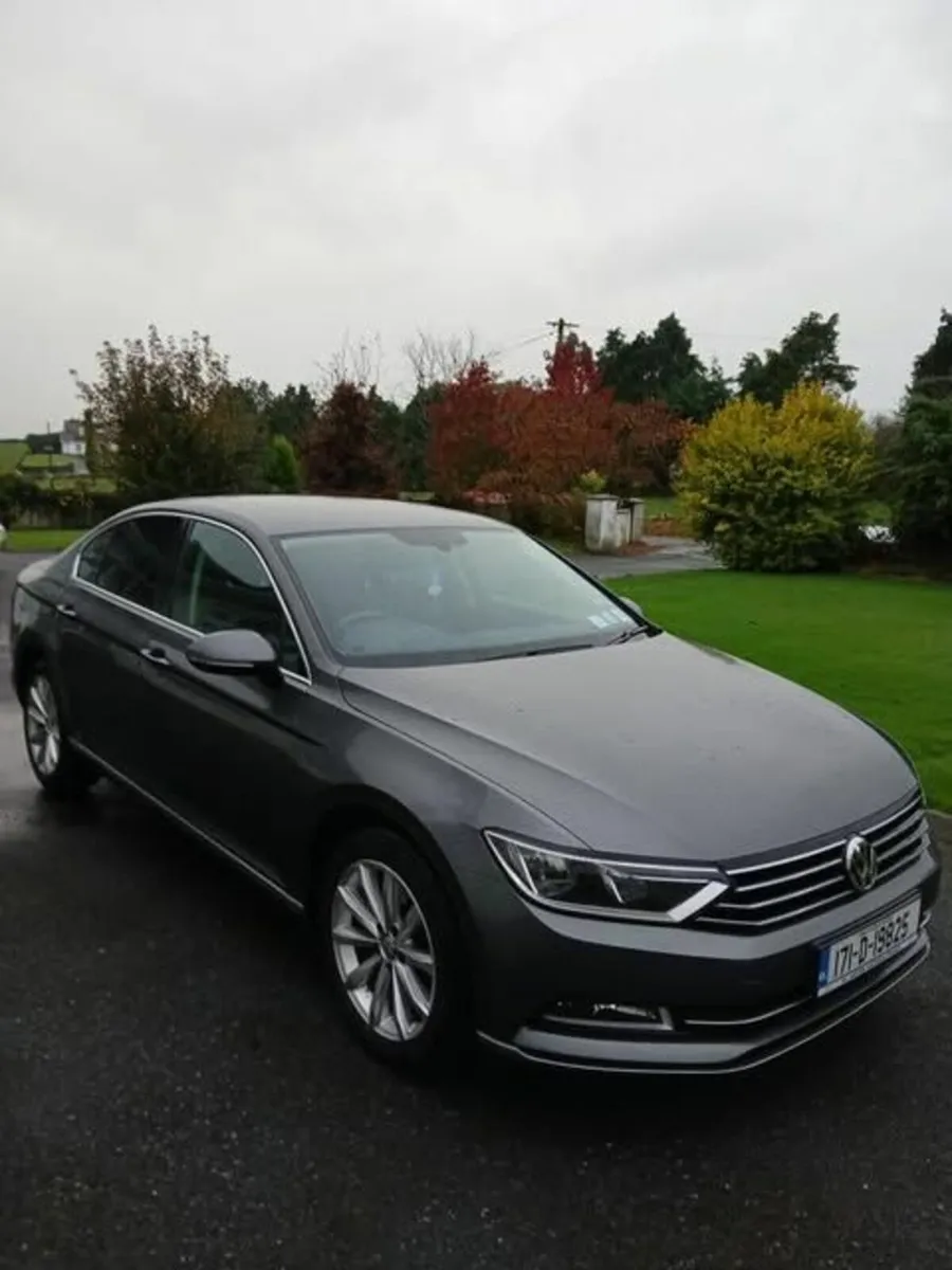 Volkswagen Passat 2017 - Image 1
