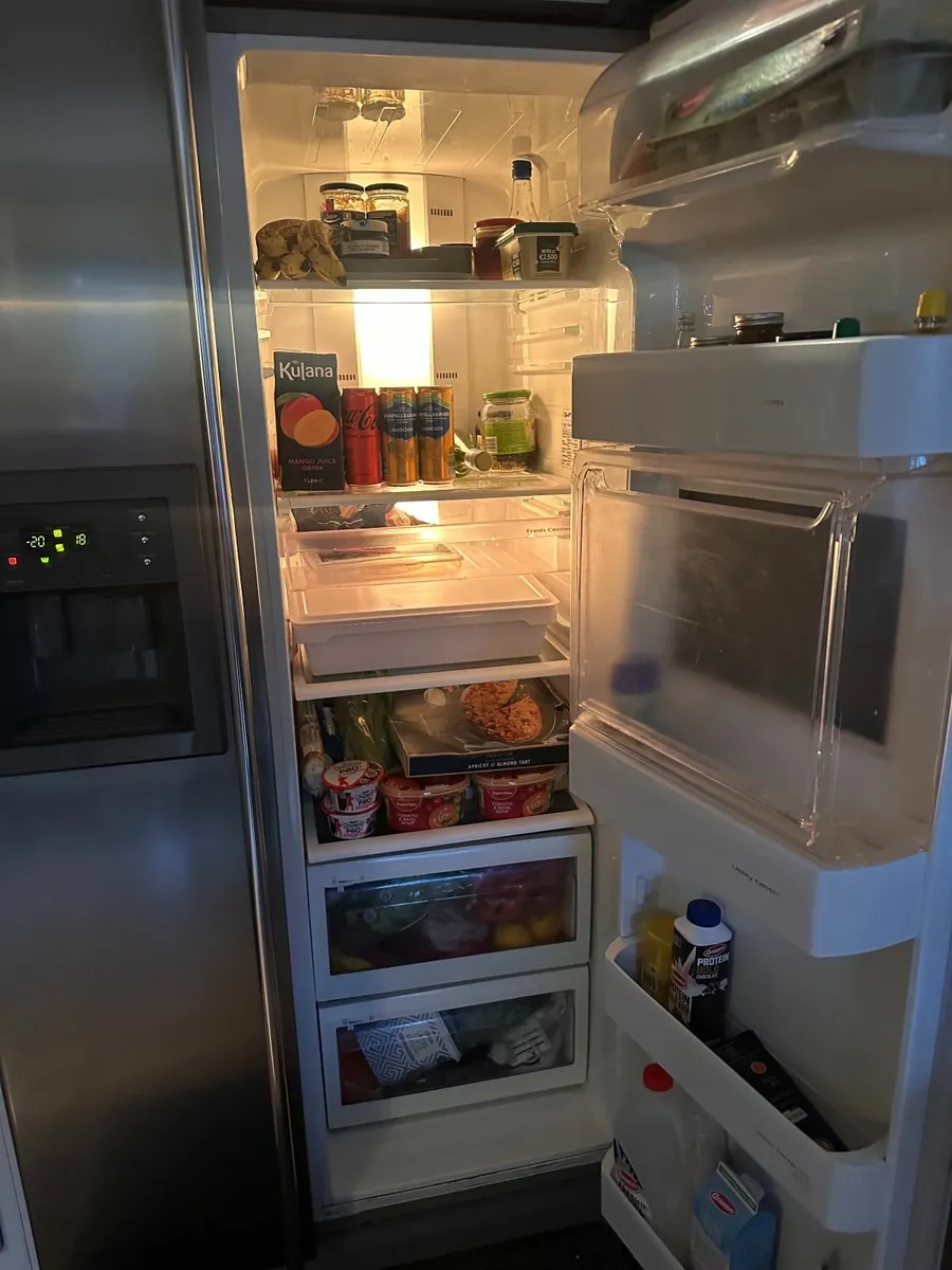 Samsung American fridge freezer - Image 3