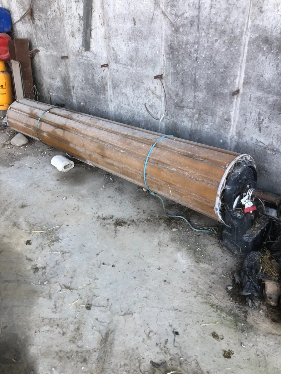 Garage roller door - Image 2