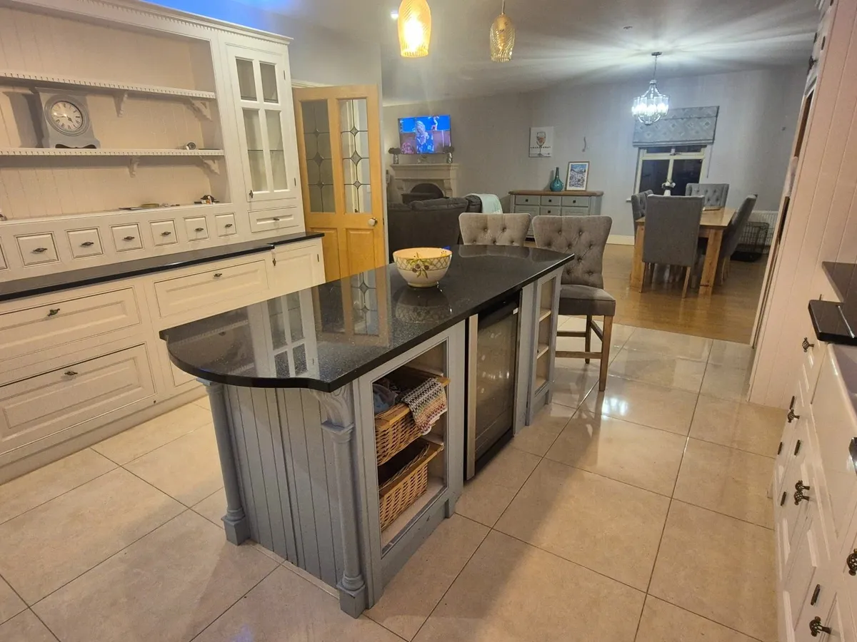 Kitchen - Image 3