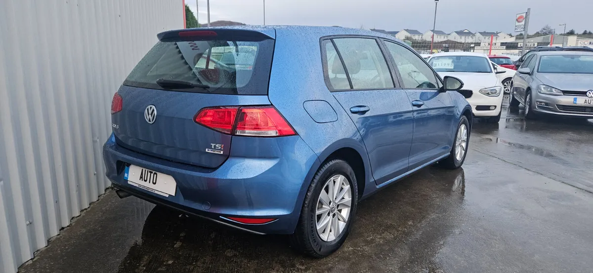 Volkswagen Golf automatic 1.2 comfortline low kms - Image 3