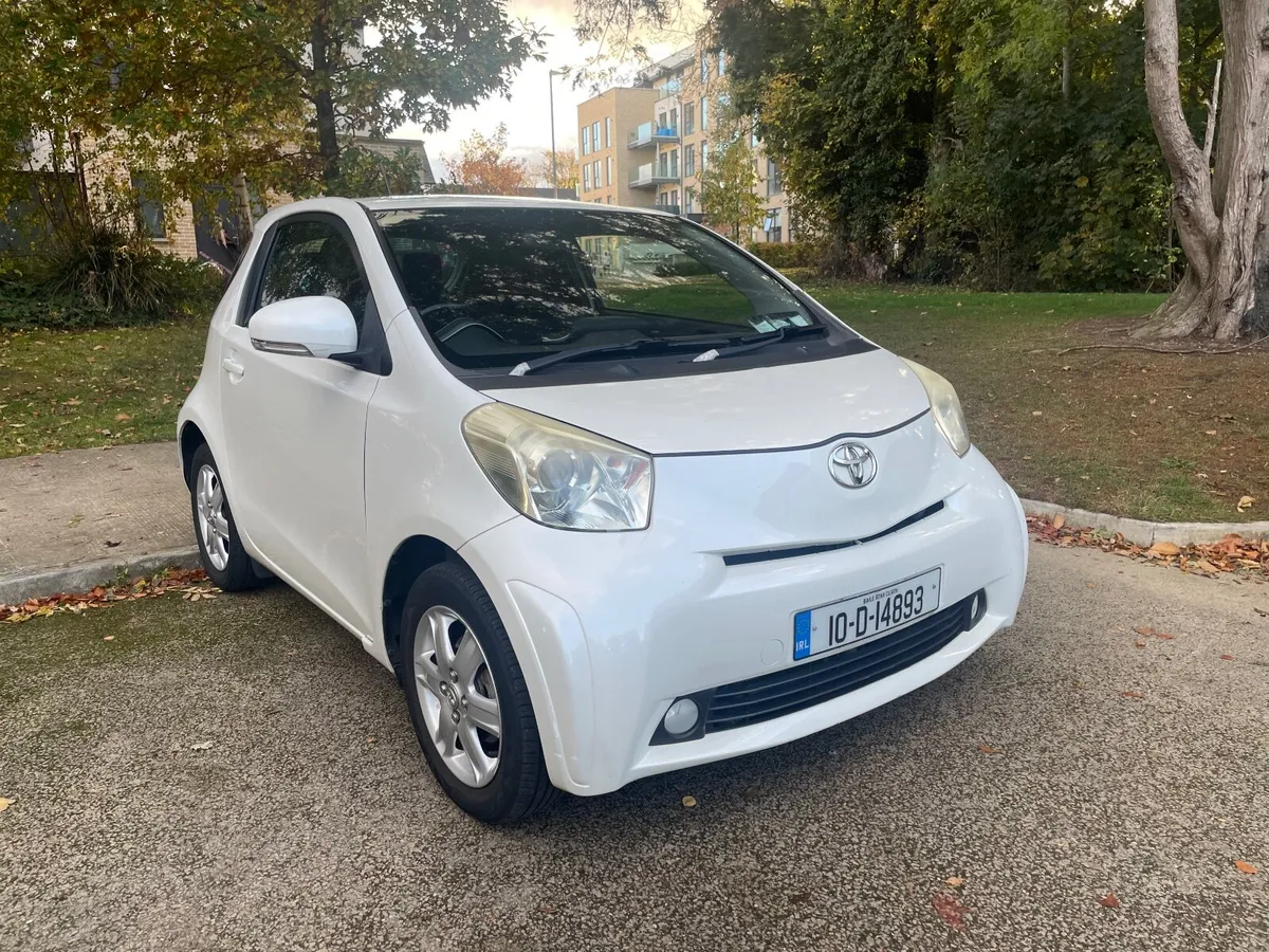 Toyota iQ 2010 - Image 1