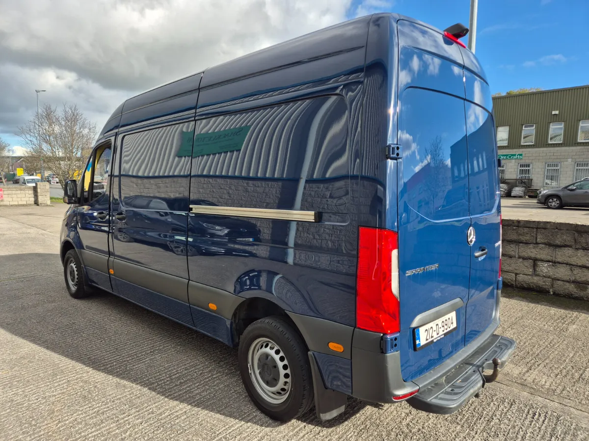 2021 Mercedes Sprinter 314 Mwb low kms - Image 2