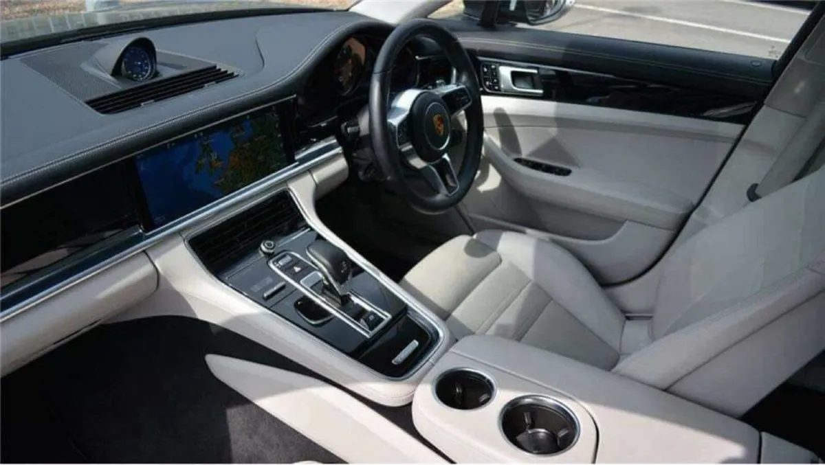 Porsche Panamera 4S Diesel Genuine Low Milage - Image 4