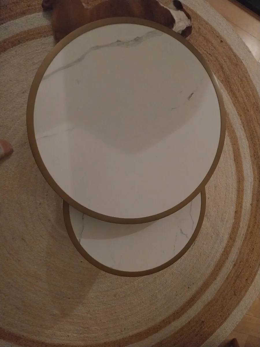 Marble and bronze effect nest of tables - Image 2