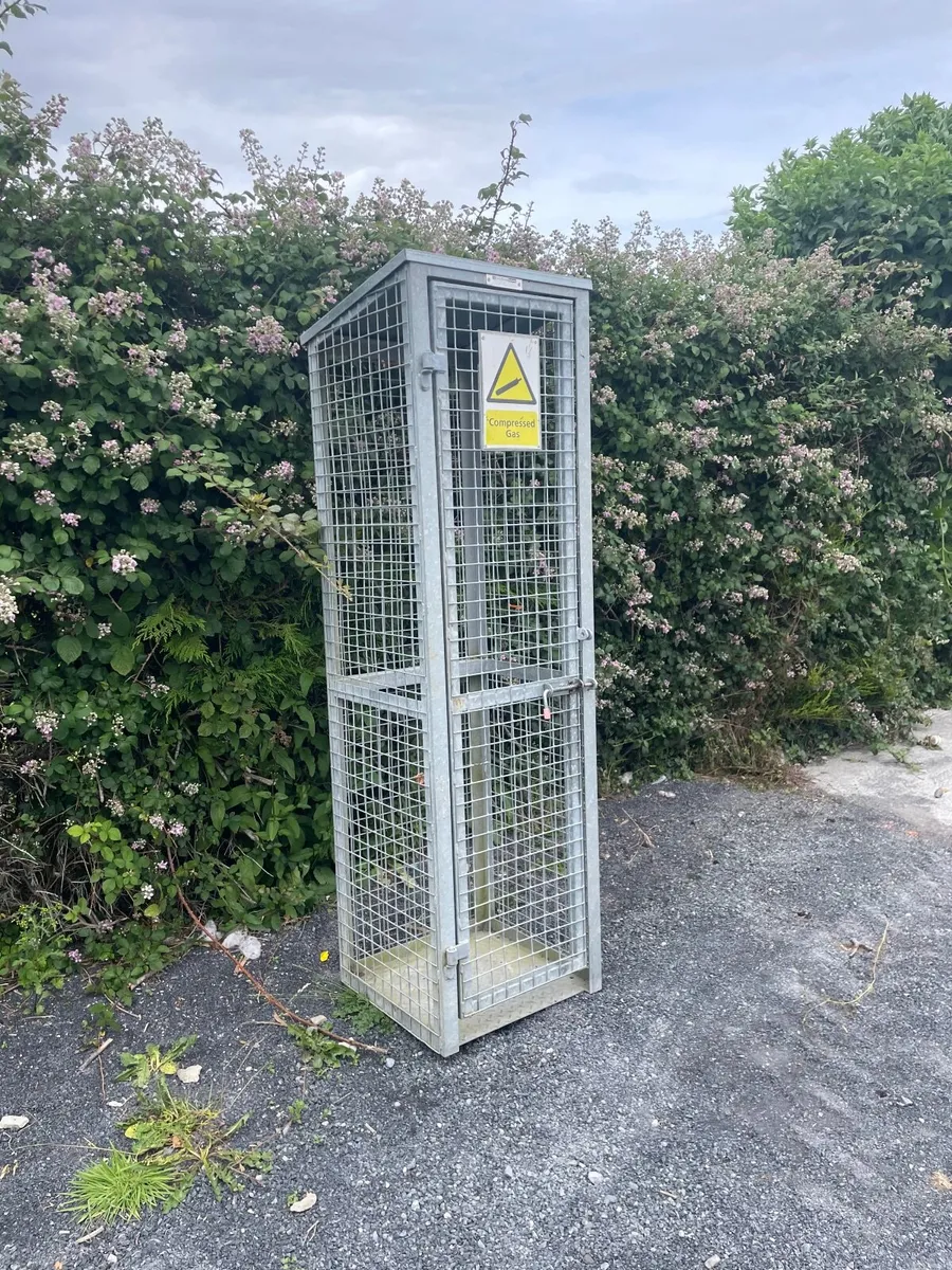 Gas cage - Image 1
