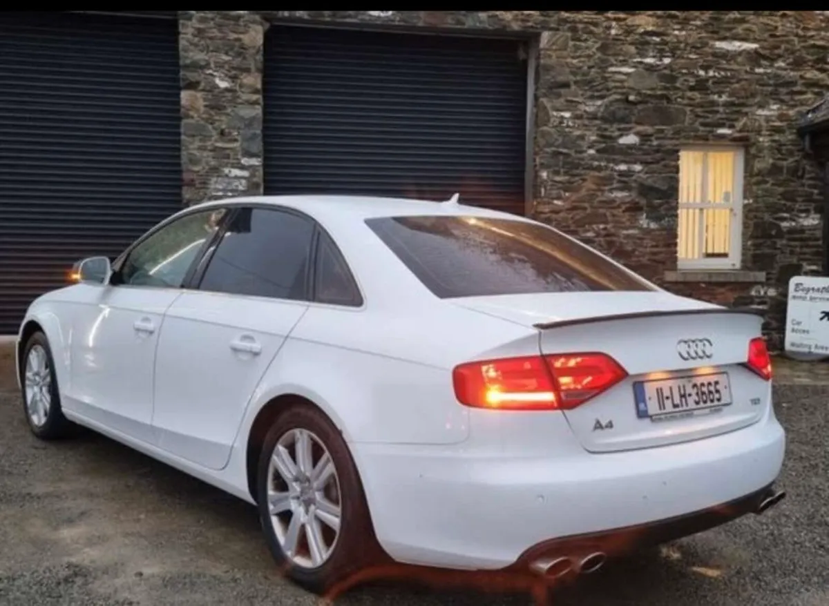 Audi A4 Highline - Image 2