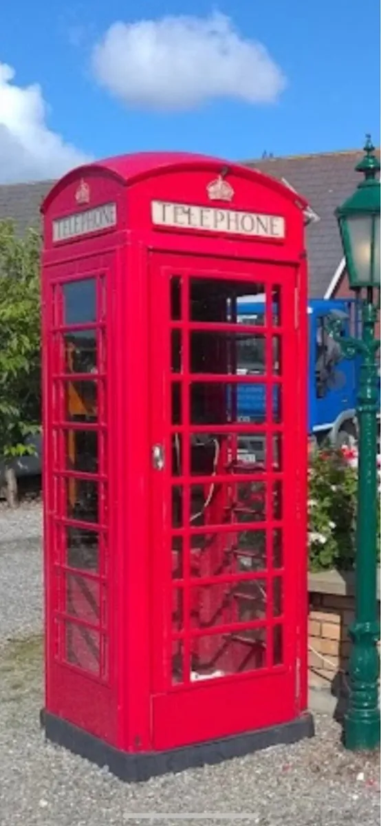 Telephone box - Image 2