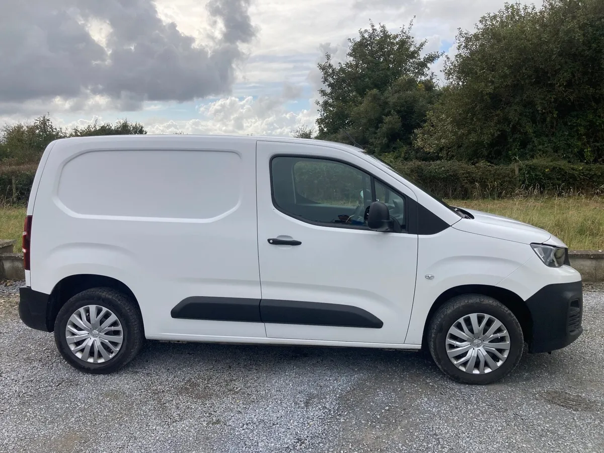 Peugeot Partner - Image 1