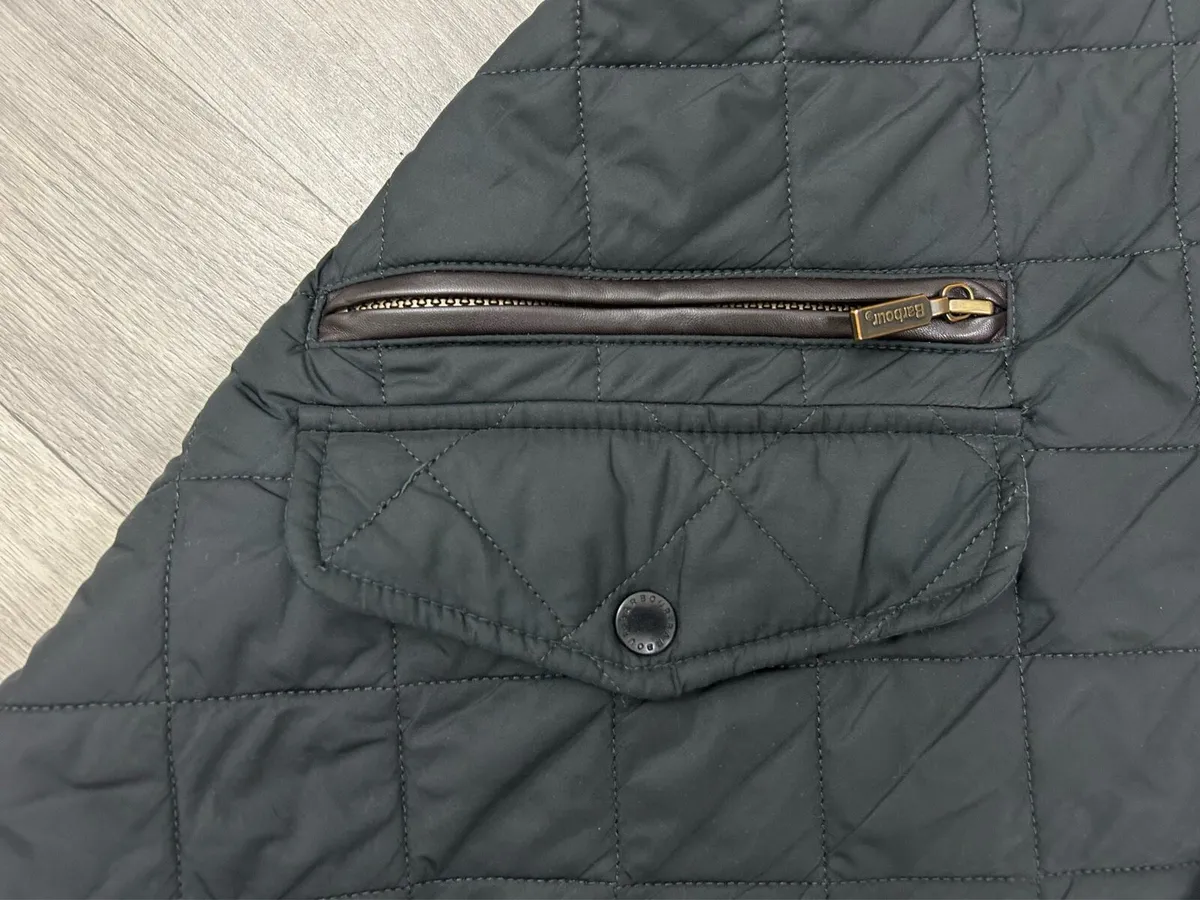 Barbour Chelsea Sportsquilt Jacket Mens Large - Image 4