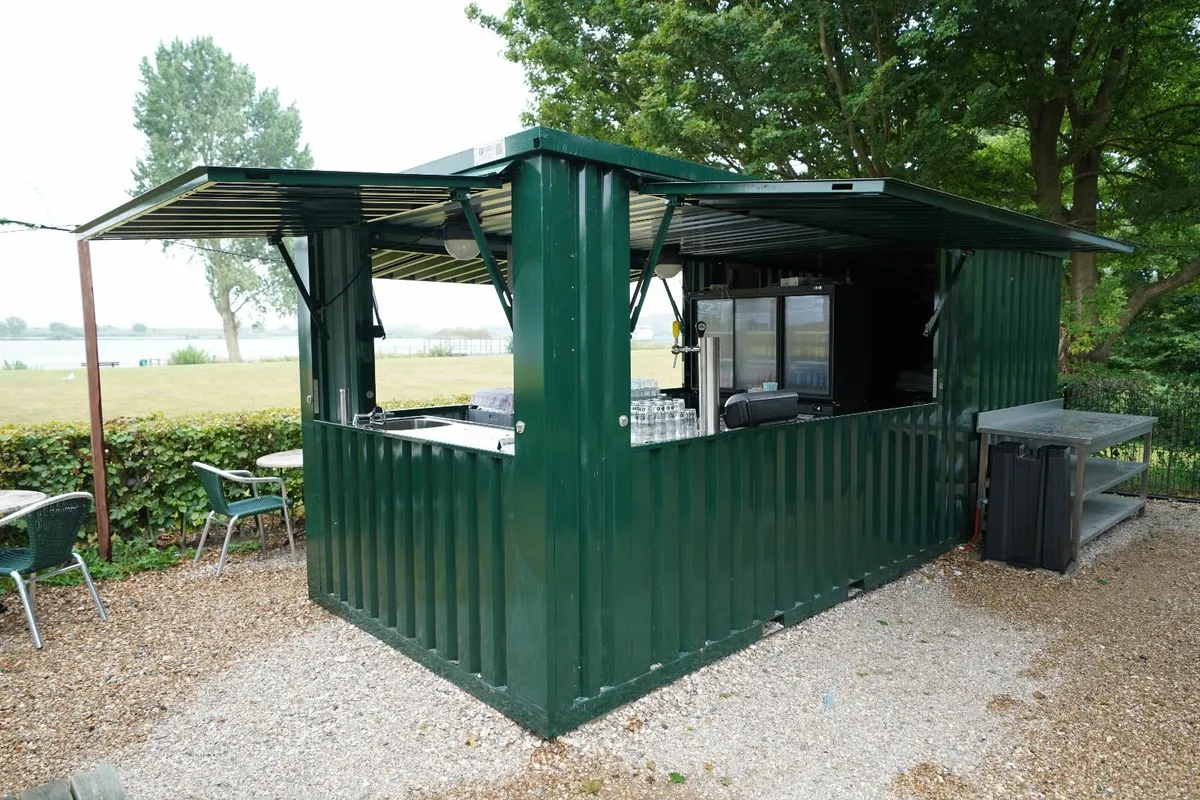 Custom Outdoor Bar – Choose Your Colour & Finish - Image 2