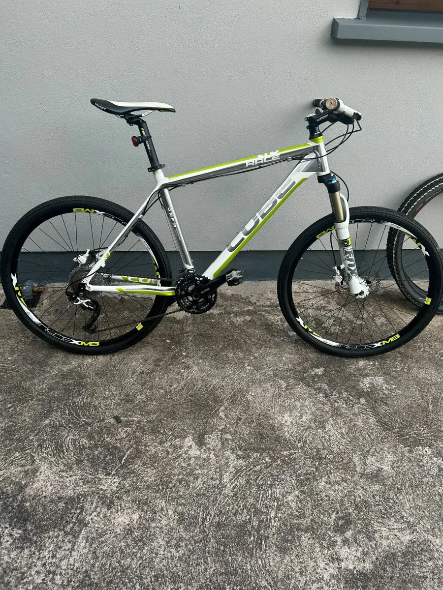 mountain bike - Image 1