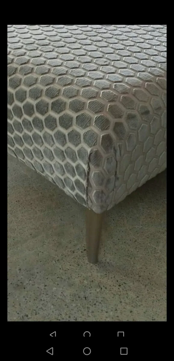 Brand New Stunning  Designer Ottoman / Footstool - Image 2