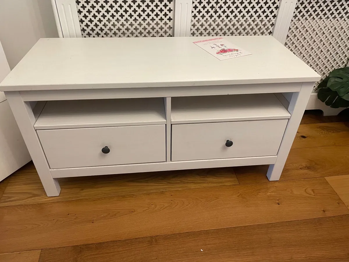 TV Unit - Image 2