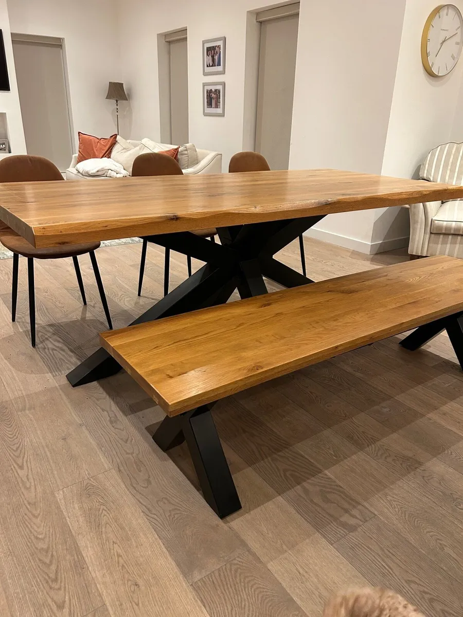 Dining table & bench - Image 1