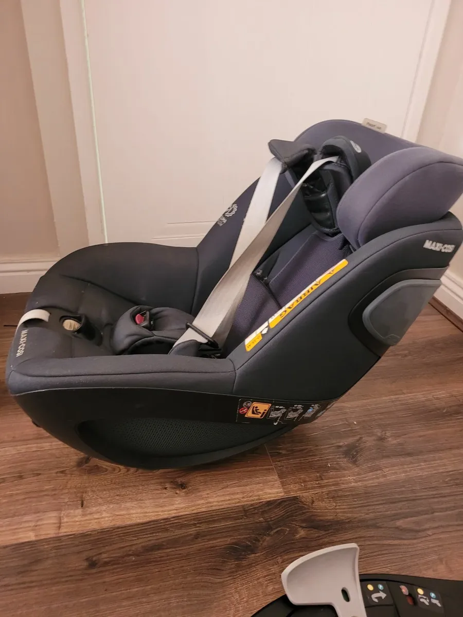 Kids car seat - Image 1