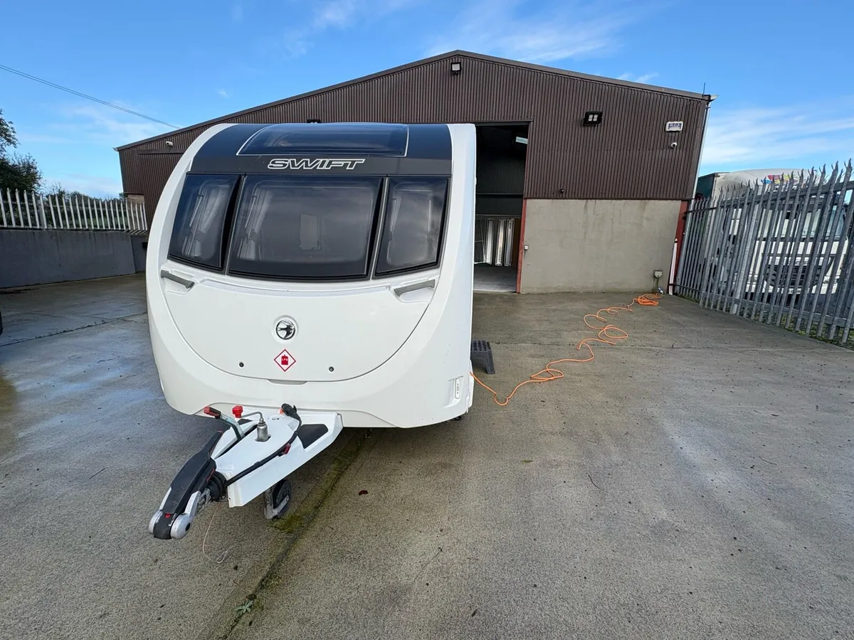 2019 SWIFT SPRITE 6 BERTH LIKE NEW - Image 4