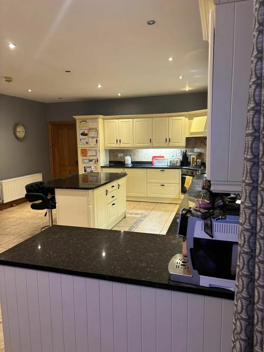 Kitchen - Image 1