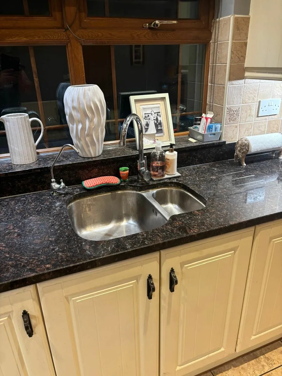 Kitchen - Image 4
