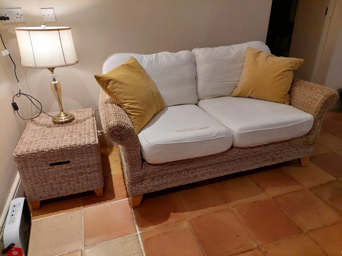 Sofa and 2 armchairs - Image 1