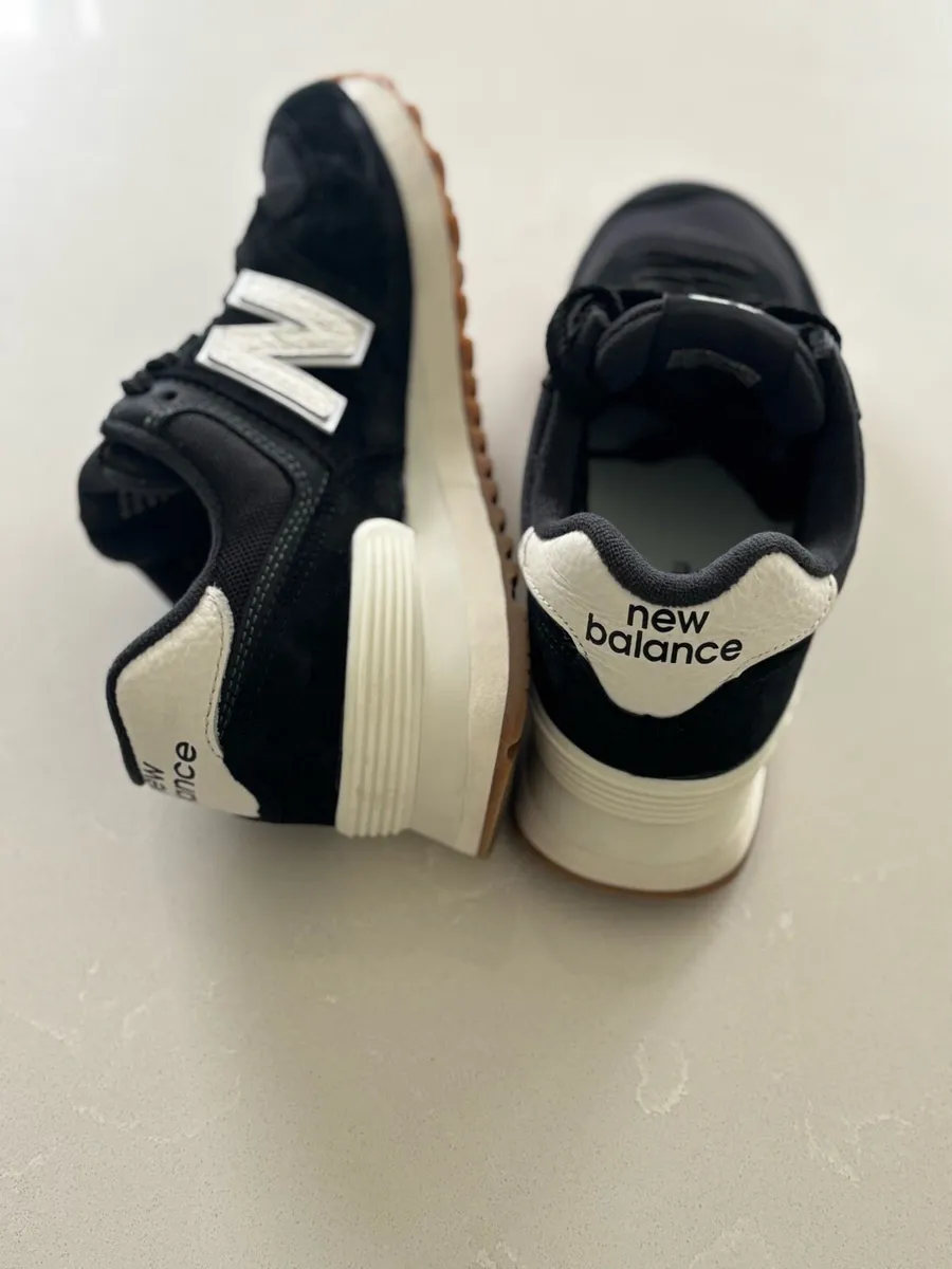 New Balance Trainers Size UK 4.5 - Image 4