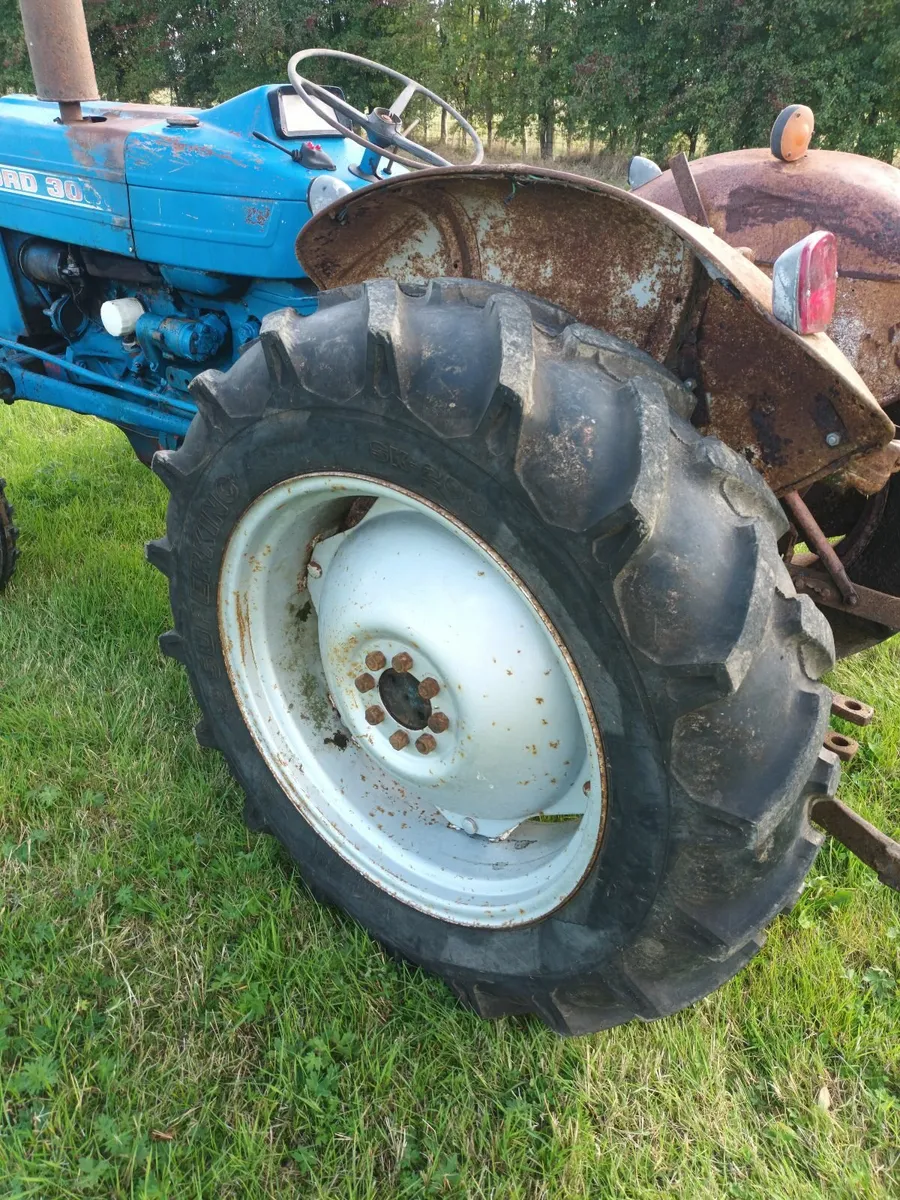 Ford 3000 - Image 3