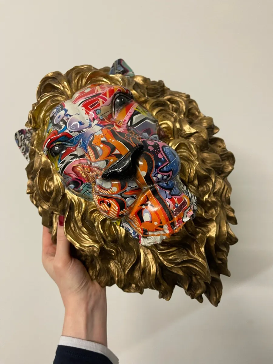 Retro lion wall art sculpture - Image 1