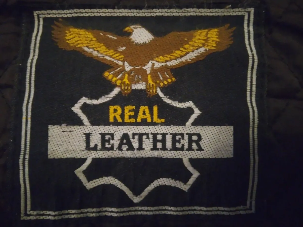 Leather Jacket size medium - large Good Quality - Image 4