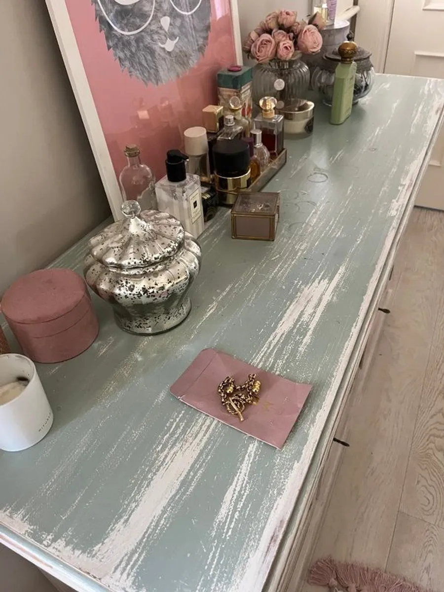 Sideboard - Image 4