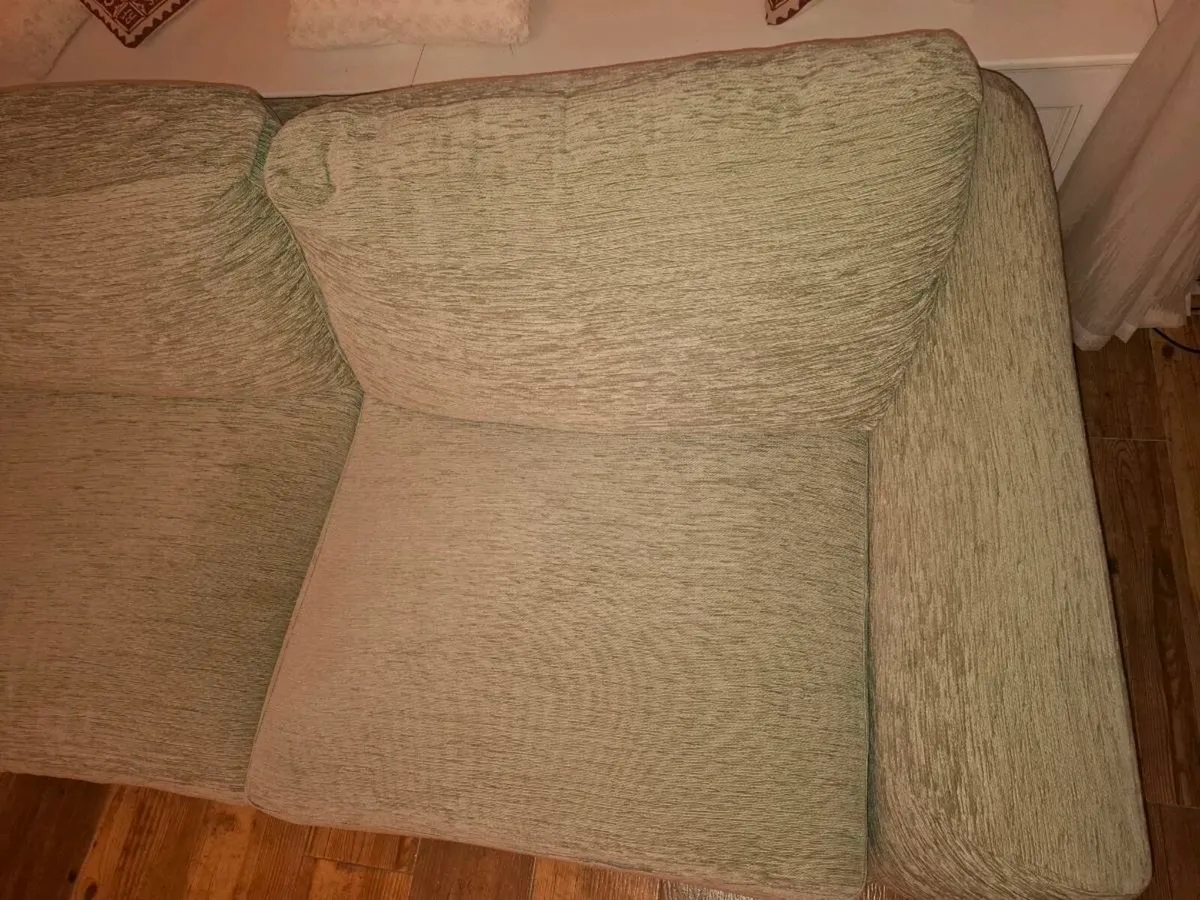 Couch - Image 3