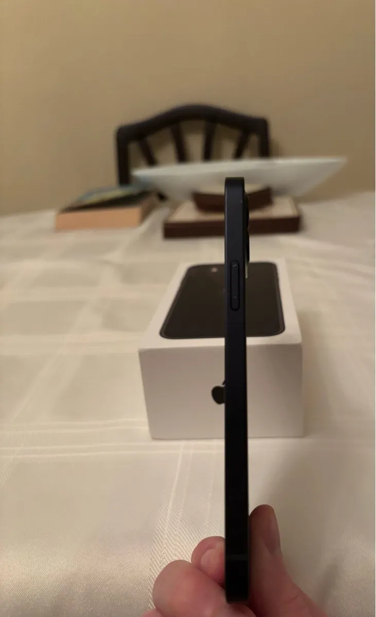 iPhone 12 64gb - Image 4