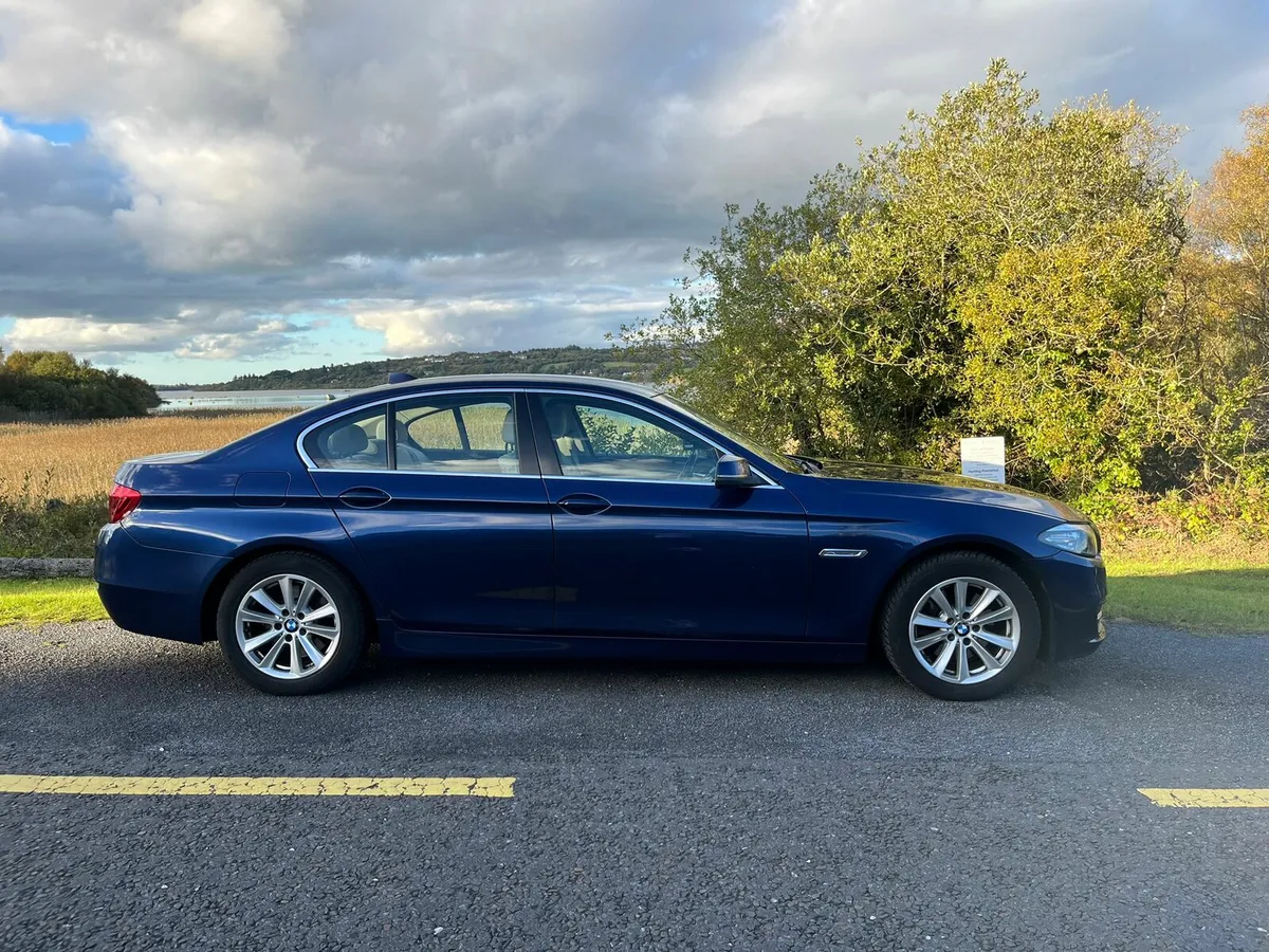 BMW 520D 2016 - Image 2