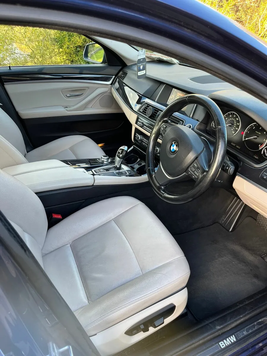 BMW 520D 2016 - Image 4