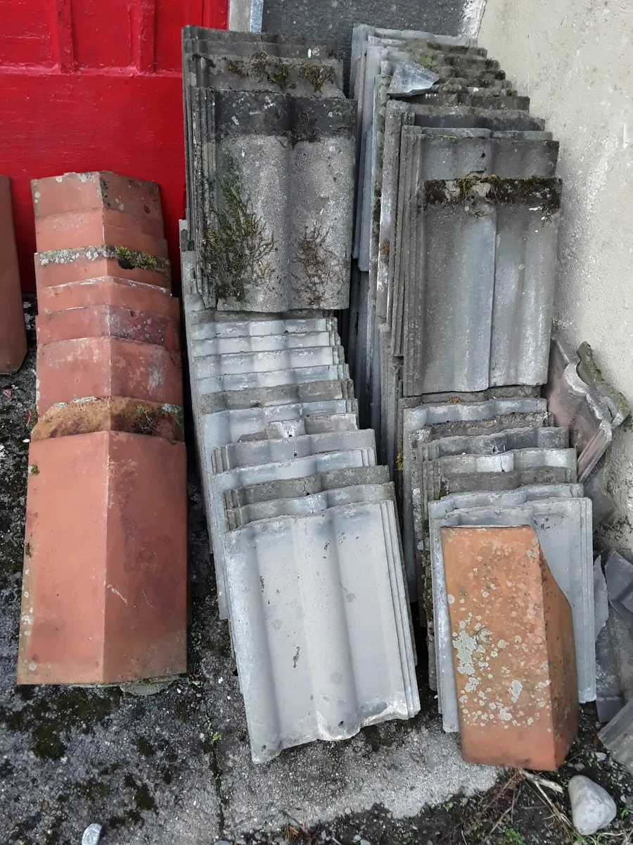 Concrete roof and ridge  tiles - Image 1