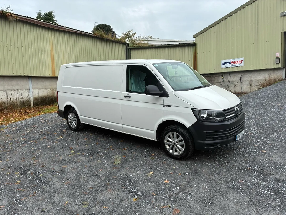 2018 Volkswagen Transporter cr30 - Image 1