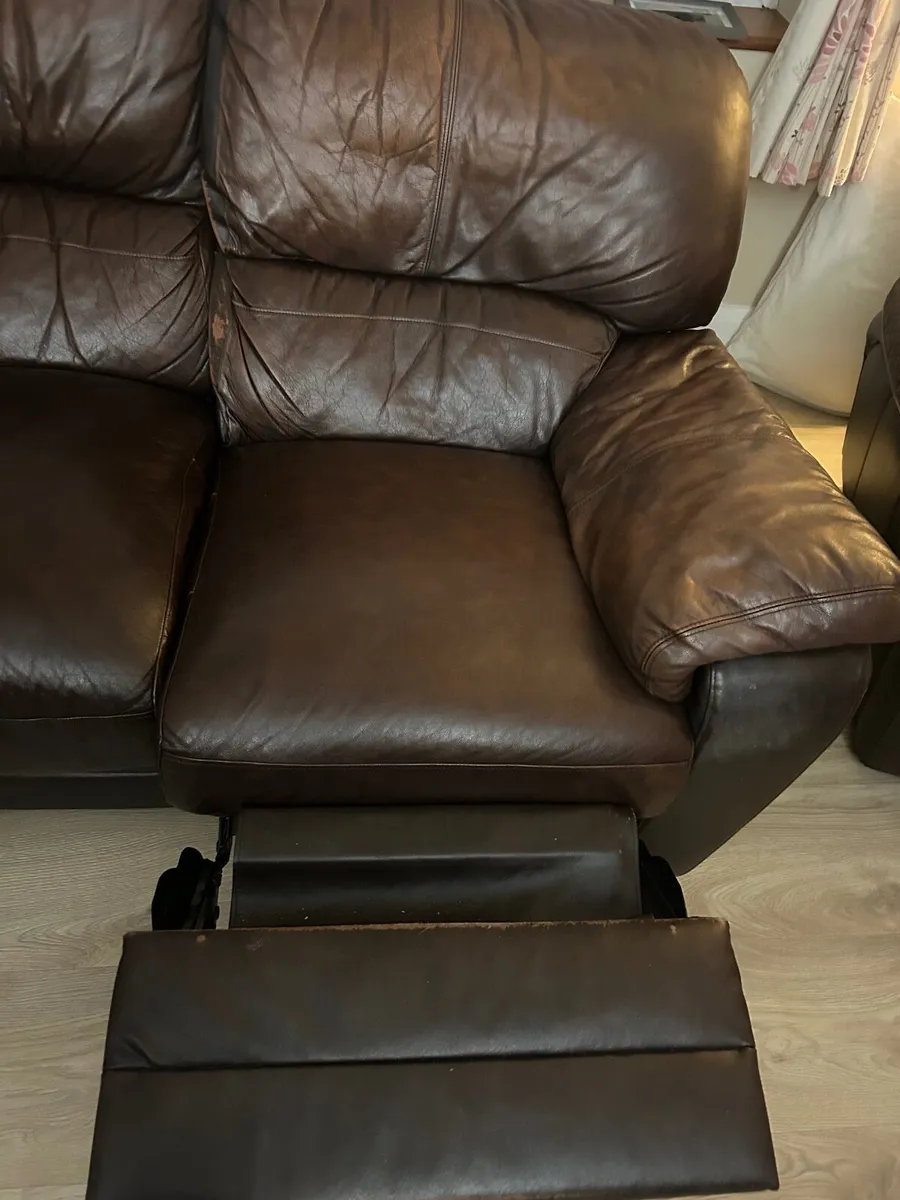 3 piece suite - Image 3