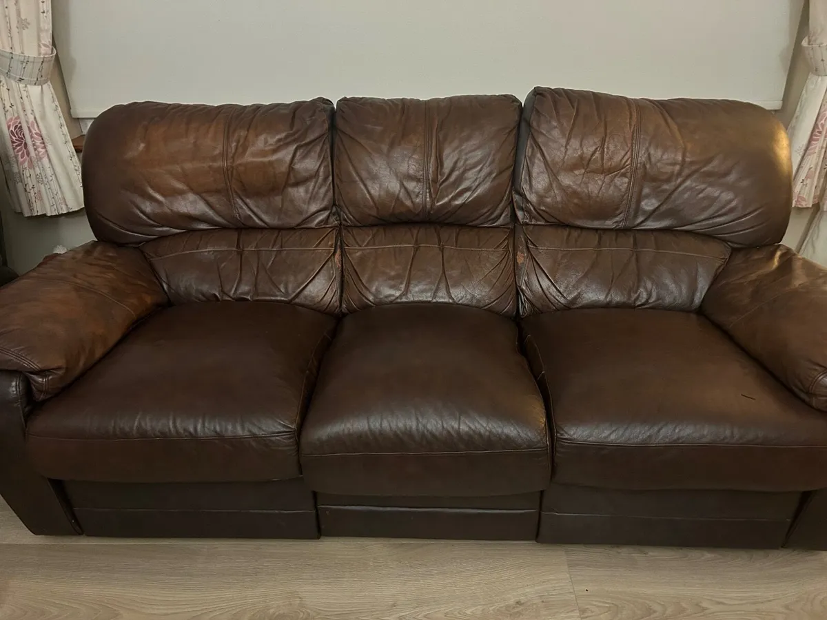 3 piece suite - Image 1
