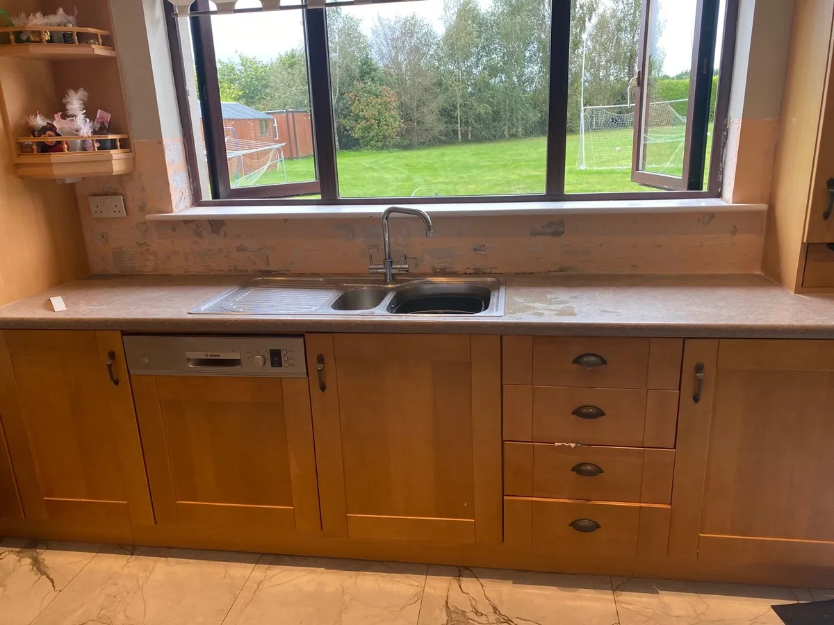 Kitchen - Image 4