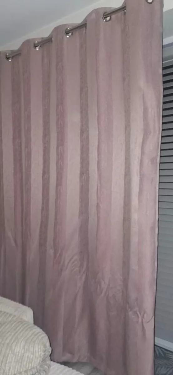 curtains - Image 3
