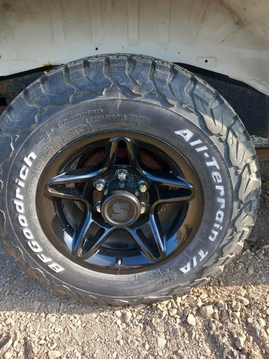 6x139.7 wheels new bfg tyres - Image 1