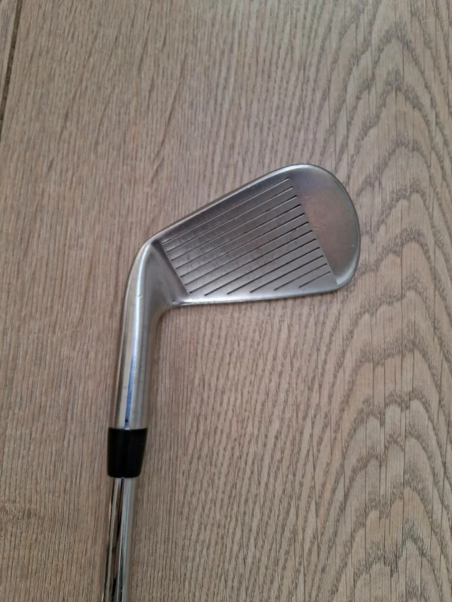 Titleist 620 MB Irons (4-PW) - Image 4