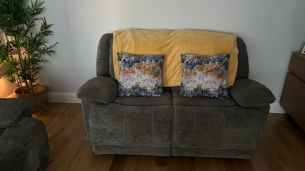 Recliner Couch Set - Image 2
