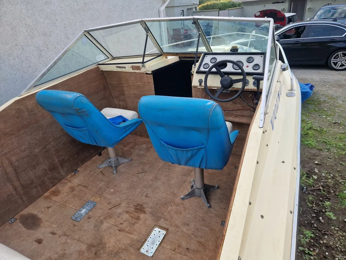 Boat - Image 3
